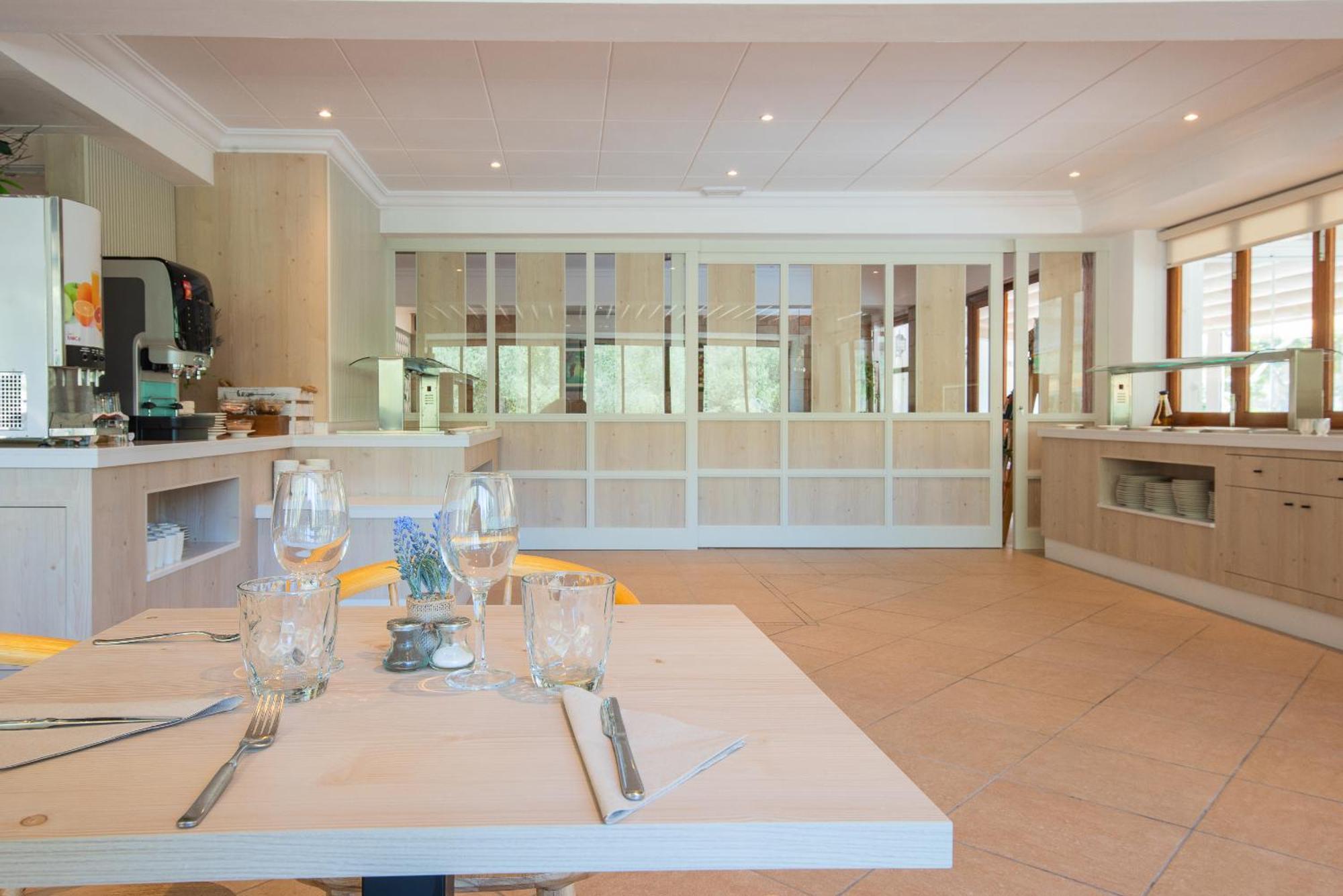 Hotel Playa Mondrago Portopetro エクステリア 写真