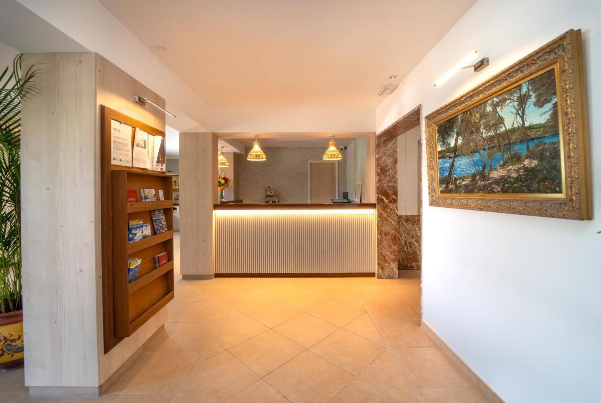 Hotel Playa Mondrago Portopetro エクステリア 写真