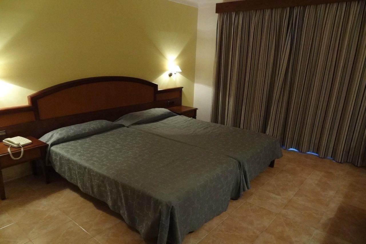 Hotel Playa Mondrago Portopetro エクステリア 写真
